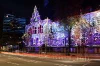 Willy-Brandt-Haus und Sparkasse