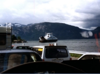 Mit der Fähre über den Hardangerfjord