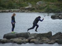 So schwimmen die Norweger in Bleik